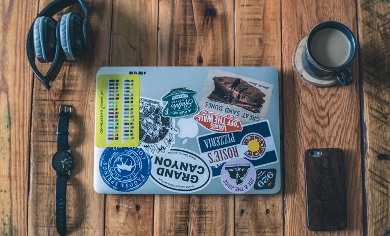 logo sticker for instant brand