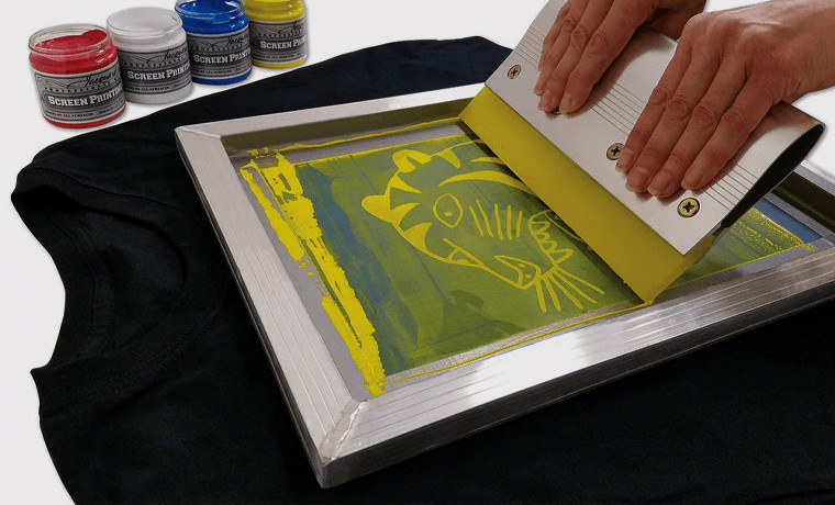 what is screen printing